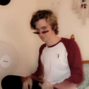 Meet your Posher, Kyle